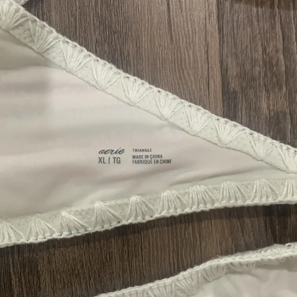 Aerie coral and white crochet swimsuit - Picture 4 of 4